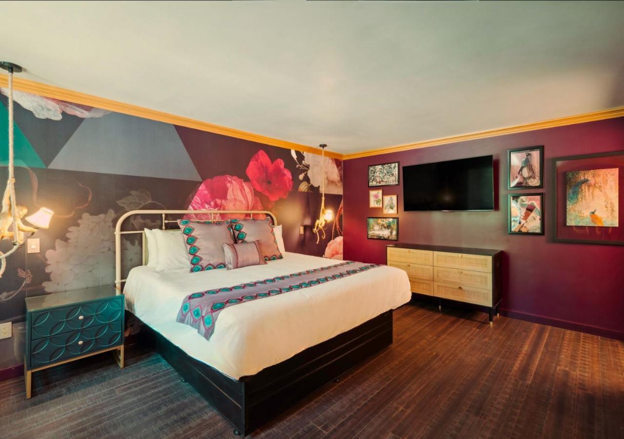 The Fainting Couch Boutique Hotel Cobb Exterior photo